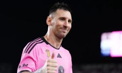 لاعب أميركي ينتقد منح ميسي وسام الحرية